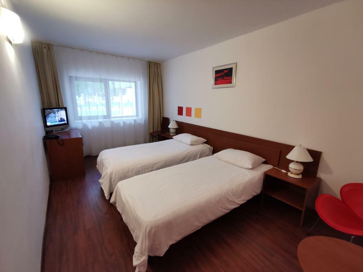 Hotel Timisoara Sannicolau Mare Sînnicolau Mare Exterior photo