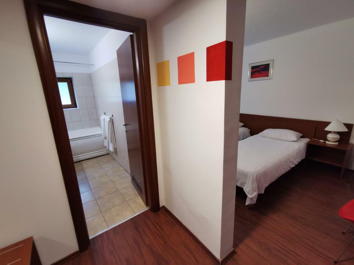Hotel Timisoara Sannicolau Mare Sînnicolau Mare Exterior photo